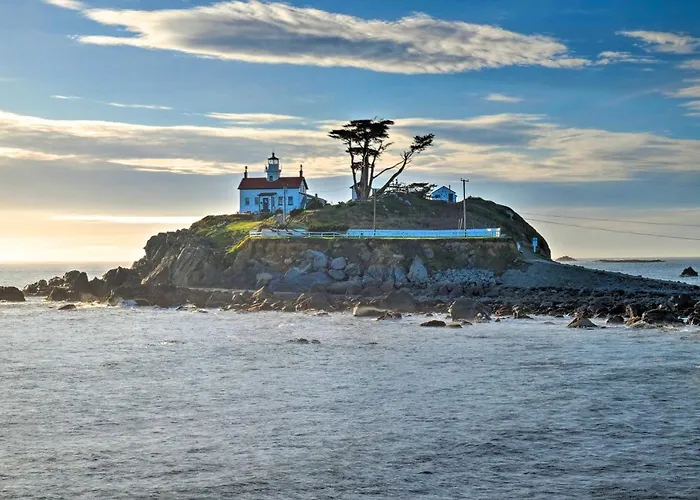 Unique Dog-Friendly Log Cabin Short Walk To Ocean